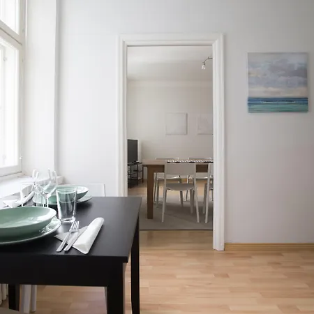 2ndhomes Gorgeous 2br By The Esplanade Park Apartament