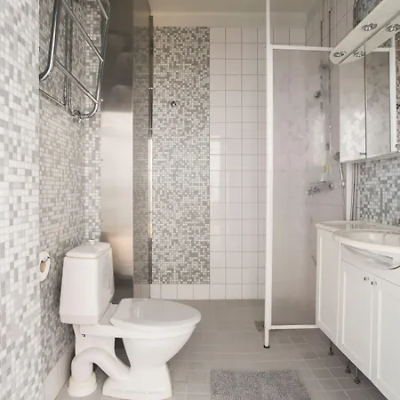 2ndhomes Gorgeous 2br By The Esplanade Park * Helsinki