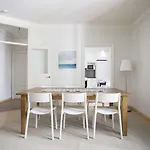 Apartment 2ndhomes Gorgeous 2br By The Esplanade Park