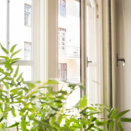 2ndhomes Gorgeous 2br By The Esplanade Park Apartment *
