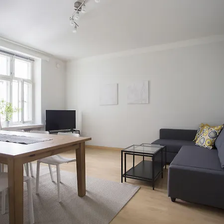 Apartament 2ndhomes Gorgeous 2br By The Esplanade Park Helsinki