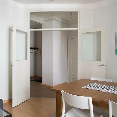 2ndhomes Gorgeous 2br By The Esplanade Park Apartament